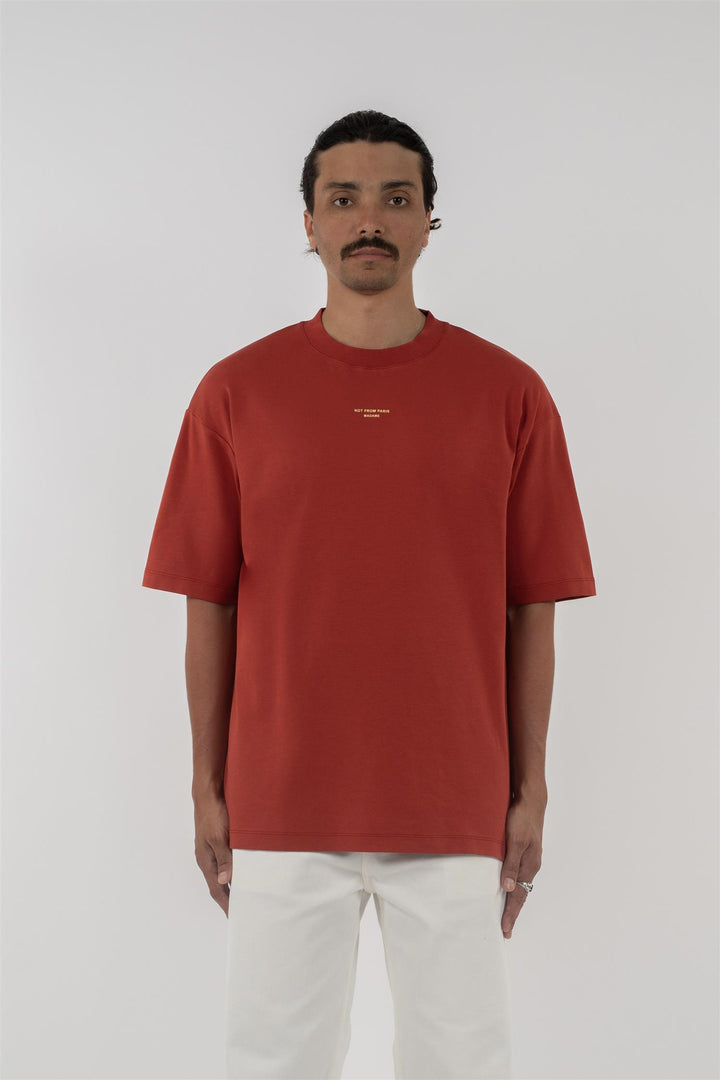 DRÔLE DE MONSIEUR Le T-shirt Slogan Classique Dark Red - Dale