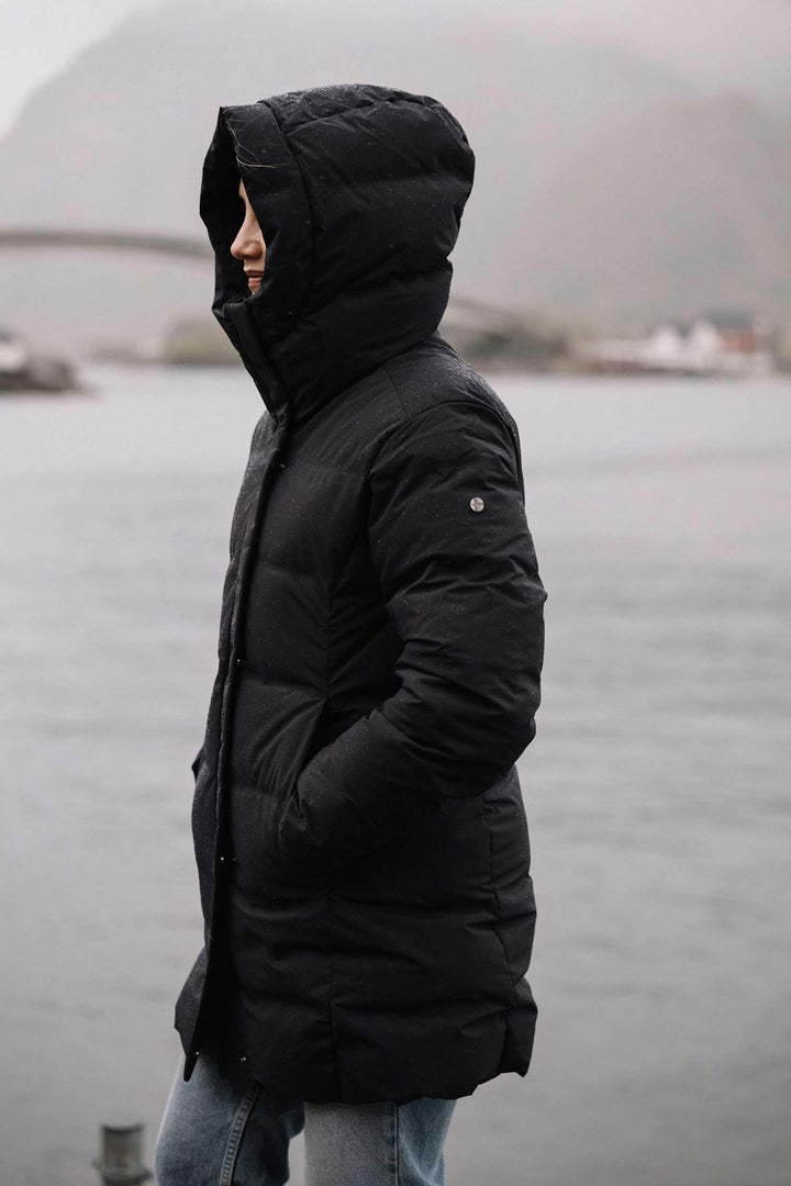 Noon II Down Coat Onyx