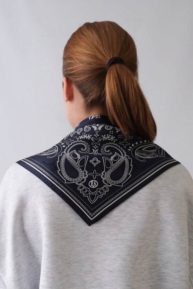 LE SCARF Paisley Scarf Navy/Black/White 65X65 - Dale