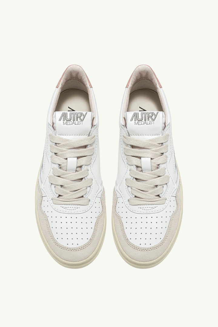 Medalist Low Women White/Powder Pink