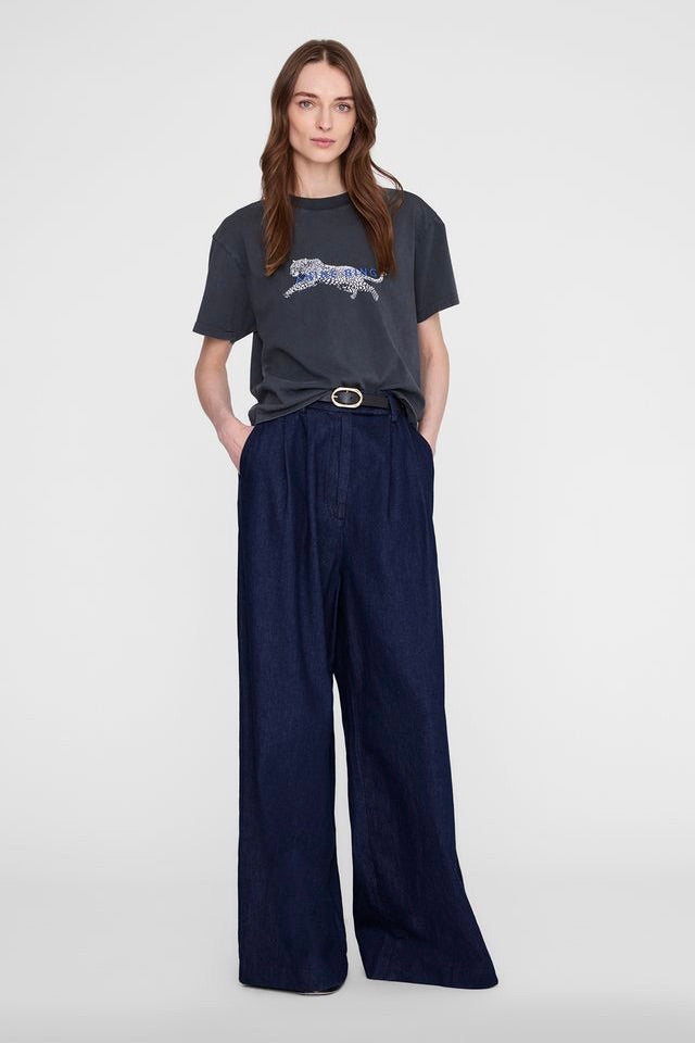 Cade Tee Leopard Washed Black