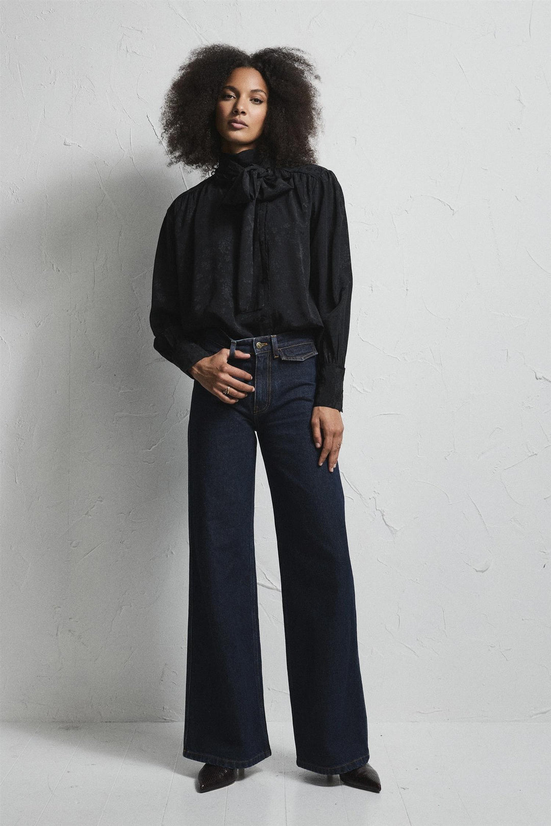 Skyler Blouse Black