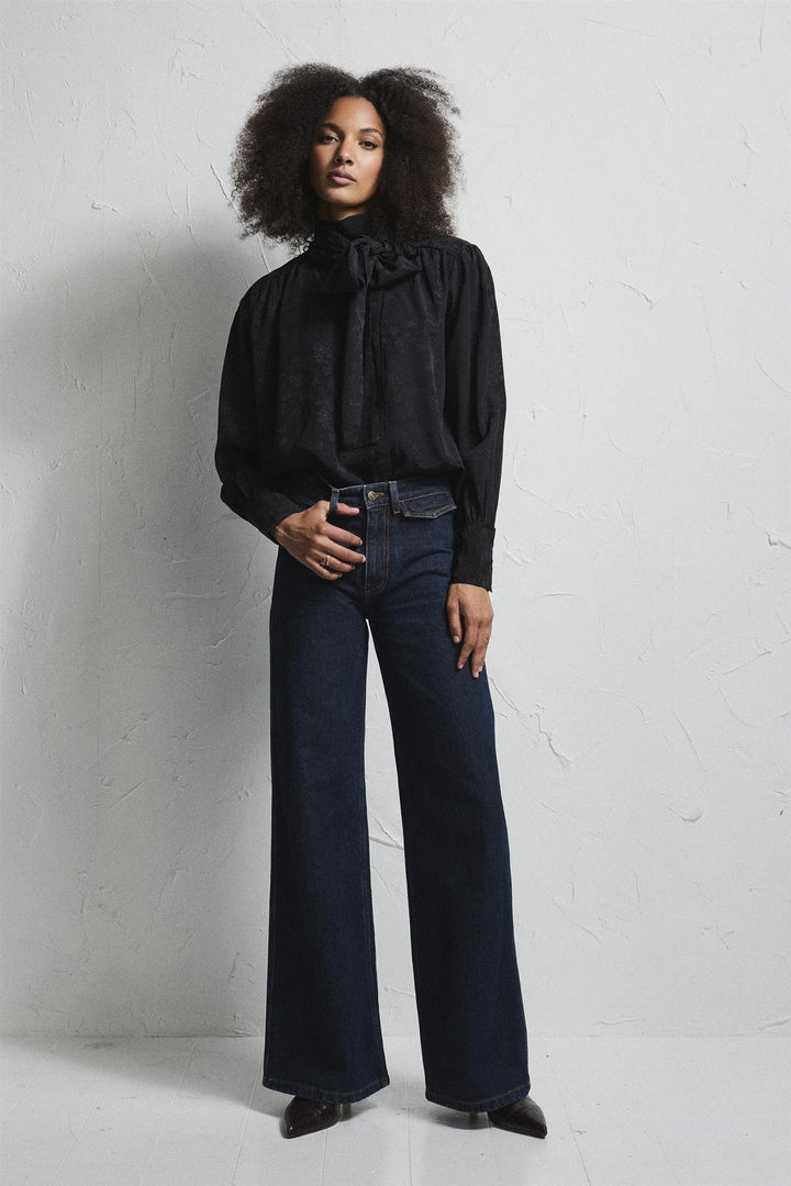 Skyler Blouse Black