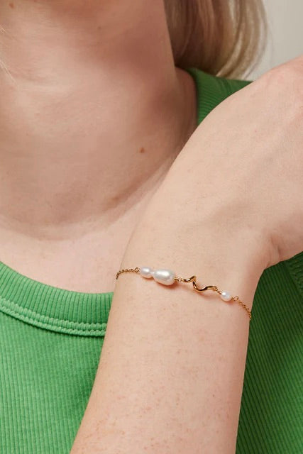 Pearlie Twist Bracelet