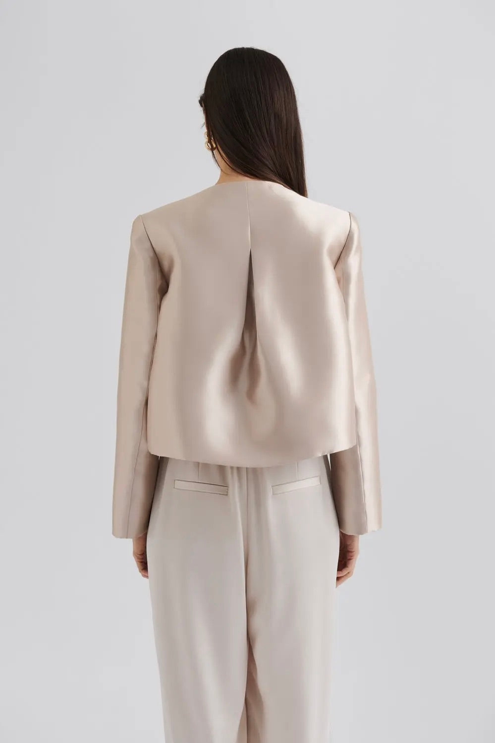 BY MALINA Ruthie Cropped Long Sleeve Blouse Soft Beige - Dale