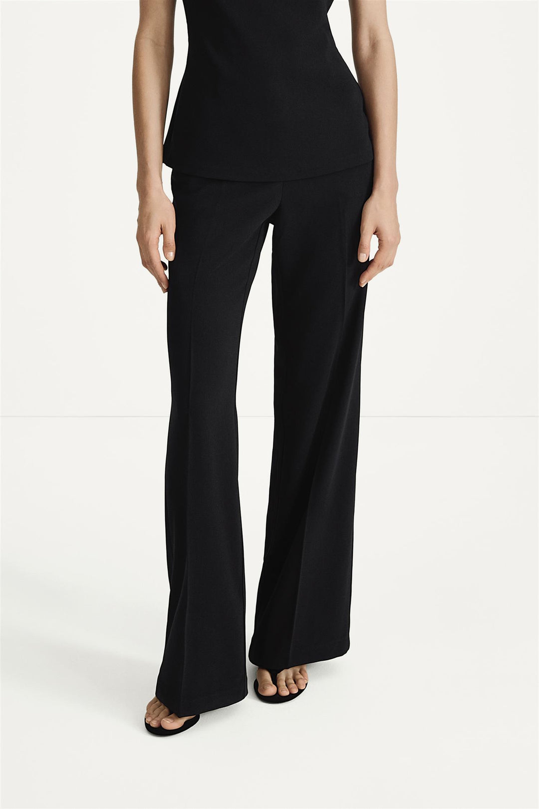 Berzo Trousers Black