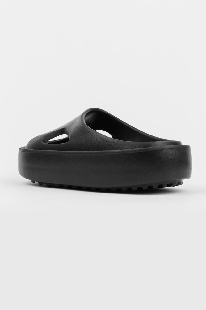 Magma Sandal Black