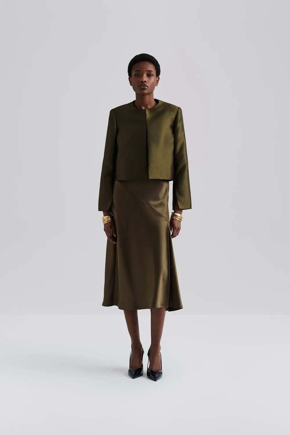 BY MALINA Ruthie Cropped Long Sleeve Blouse Olive - Dale