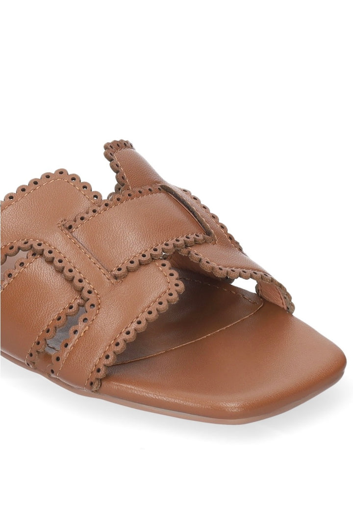 Holly Flat Sandal Tan