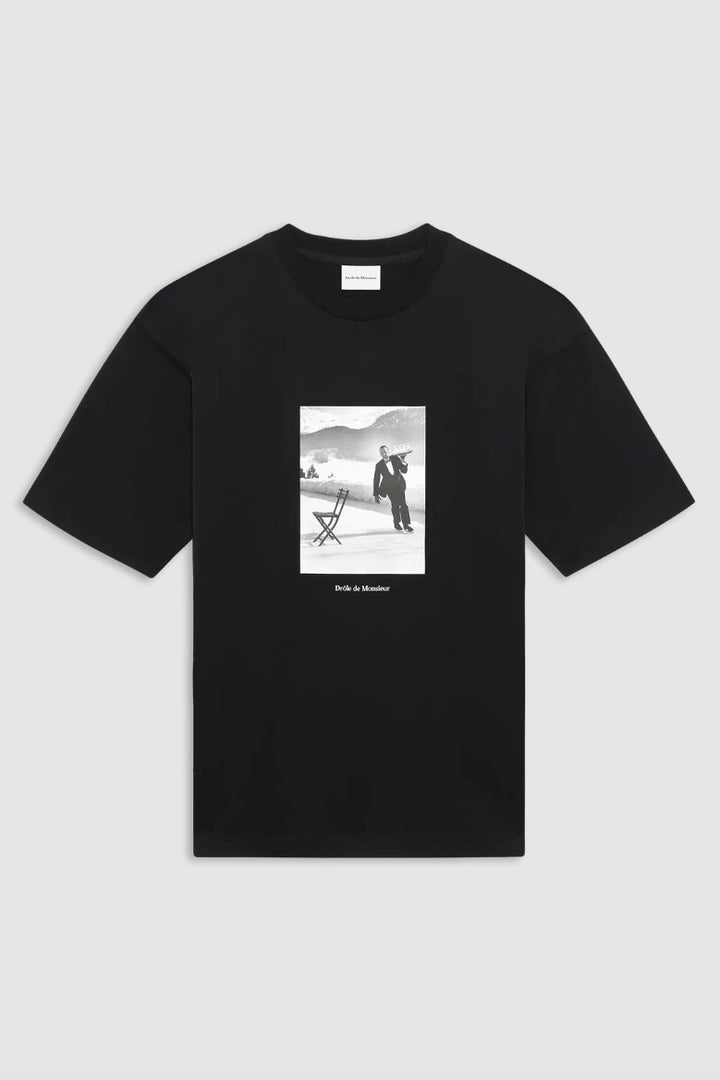 Le T-Shirt Ice Skating Waiter