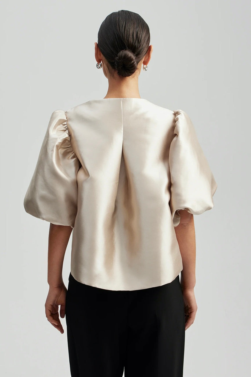 BY MALINA - Cleo pouf sleeve blouse - Soft Beige - Dale