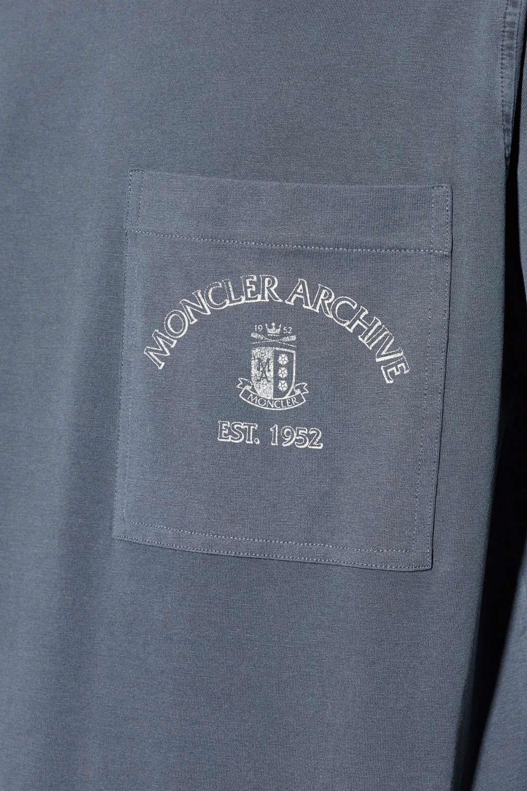 Moncler Logo Printed Long-Sleeve T-Shirt Pastel Blue