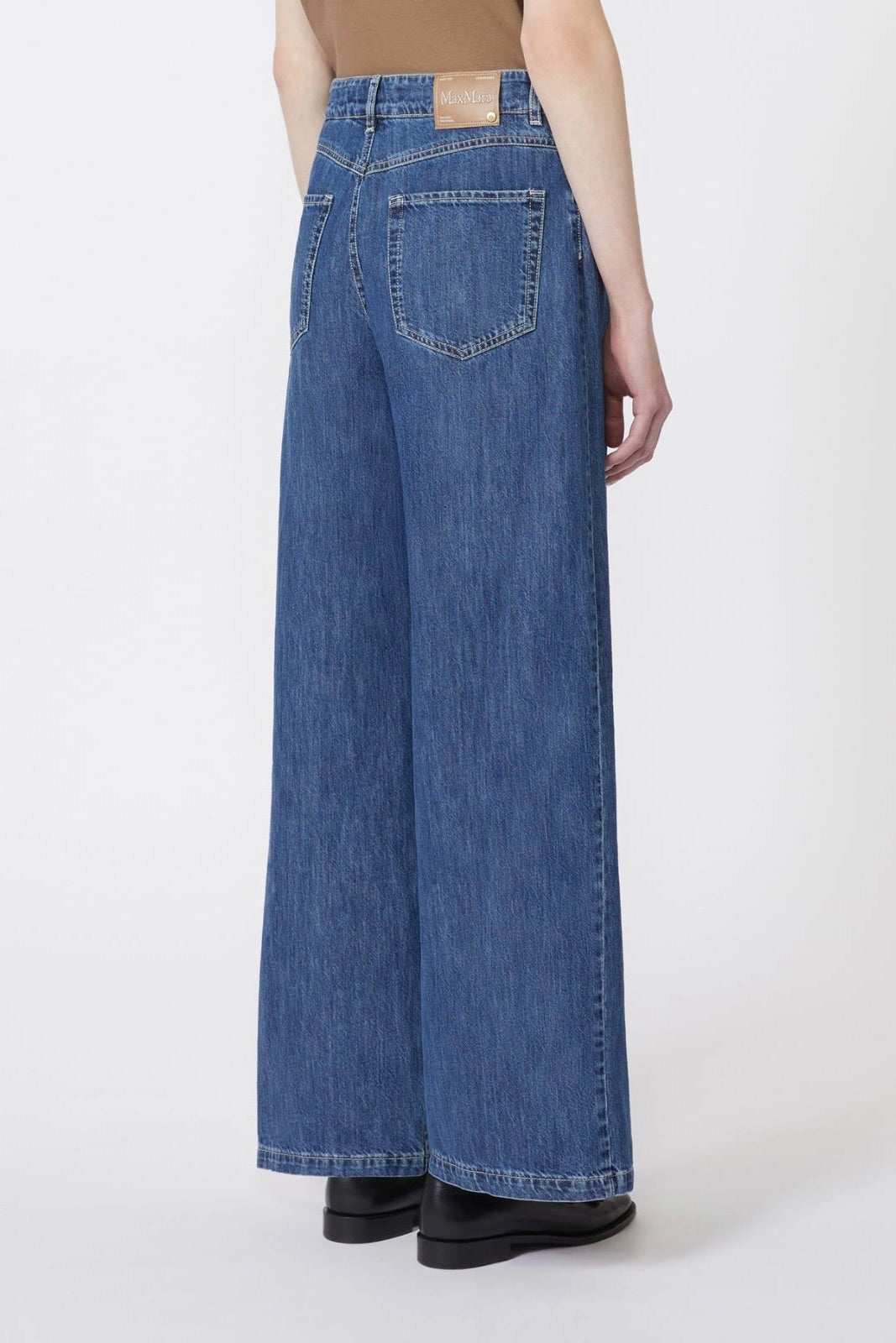 Wide-leg Denim Jeans