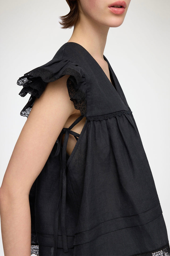 Light Linen Angel Sleeve Blouse Black