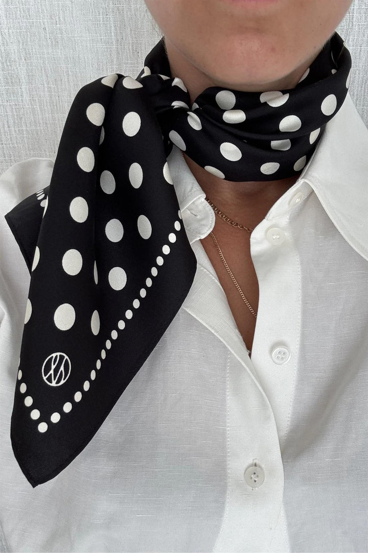 LE SCARF Polkadot Scarf 65x65 - Dale