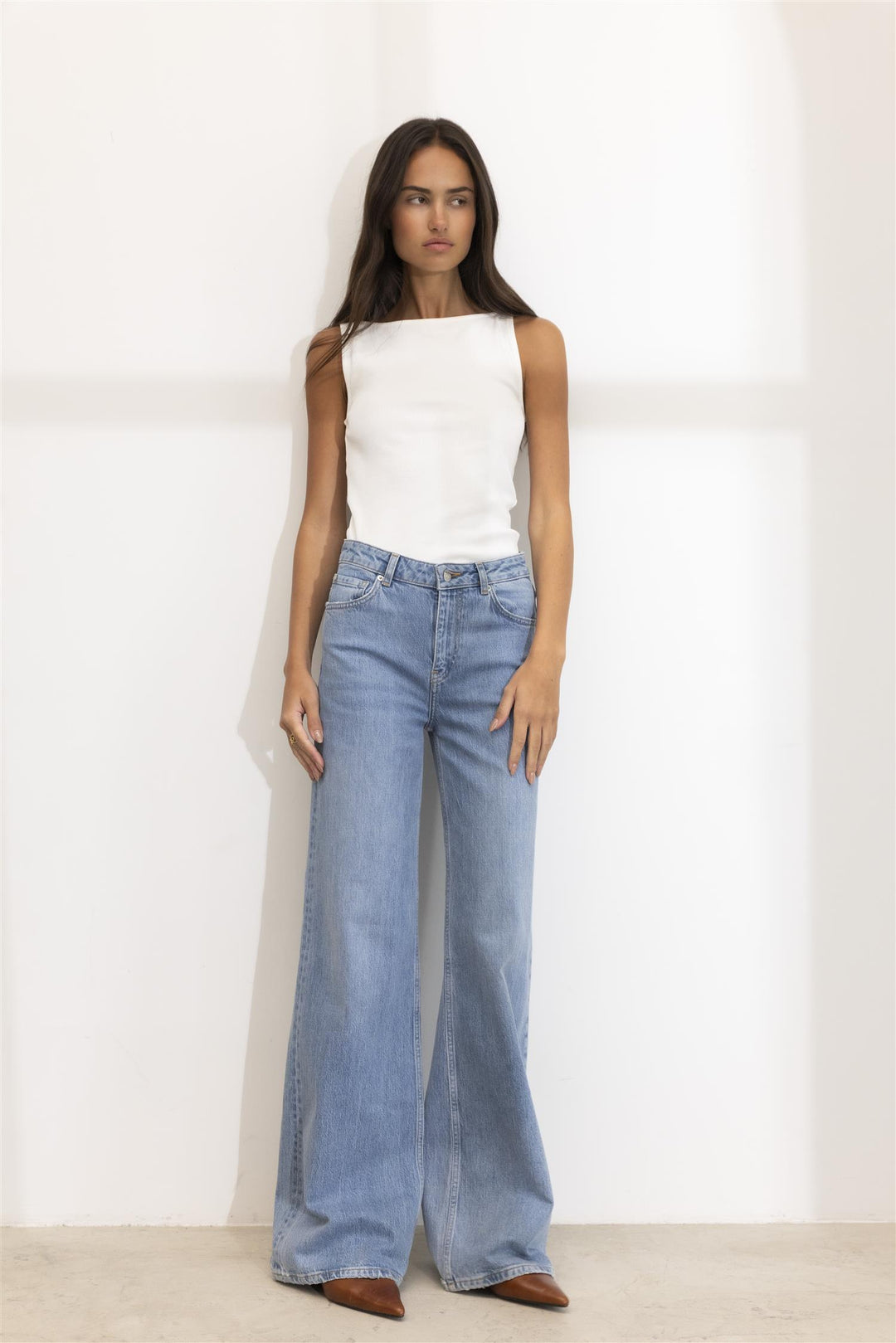 Taylor Mid Blue