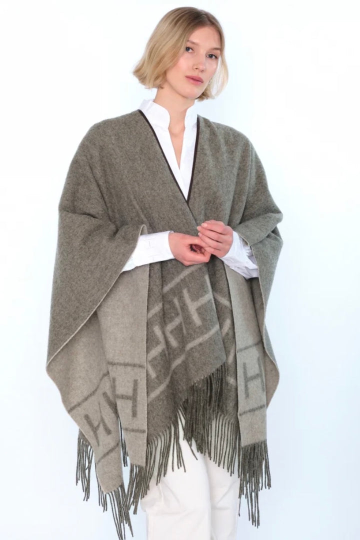 Hést Shawl Brown