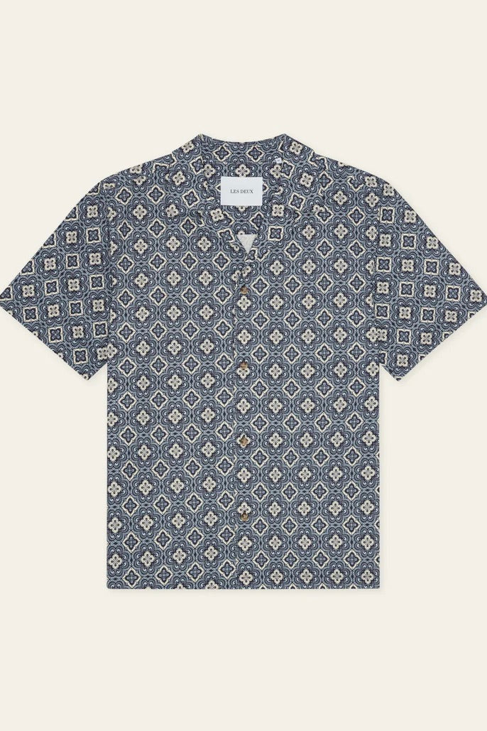 LES DEUX Lukas Arabesque Aop SS Shirt - Dale