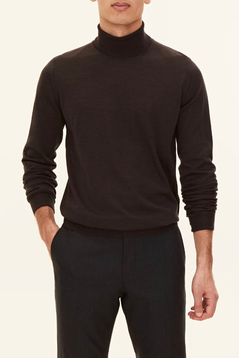 Marcel Rollneck Brown Flannel