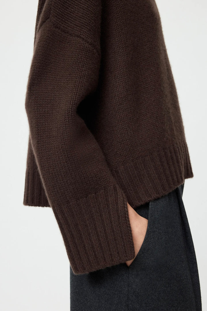 Girlfriend Turtleneck Mocha