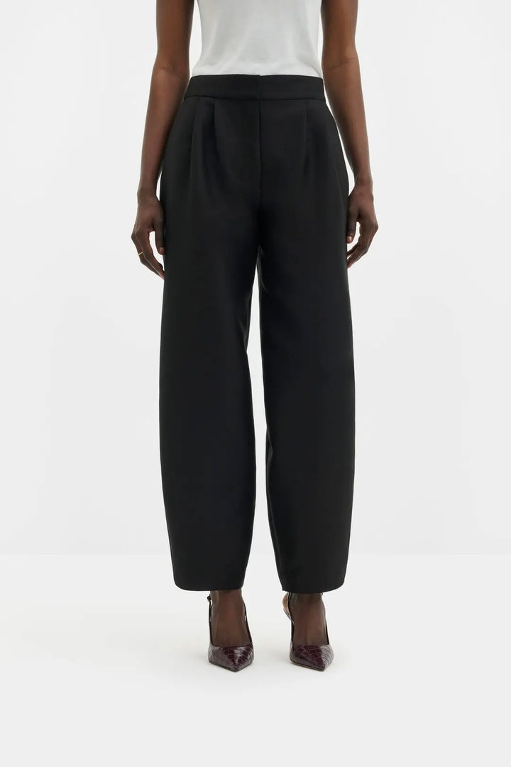 Smilla Barrel Leg Wool-Silk Trousers Black