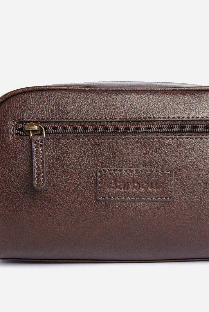Barbour Leather Washbag Dark Brown