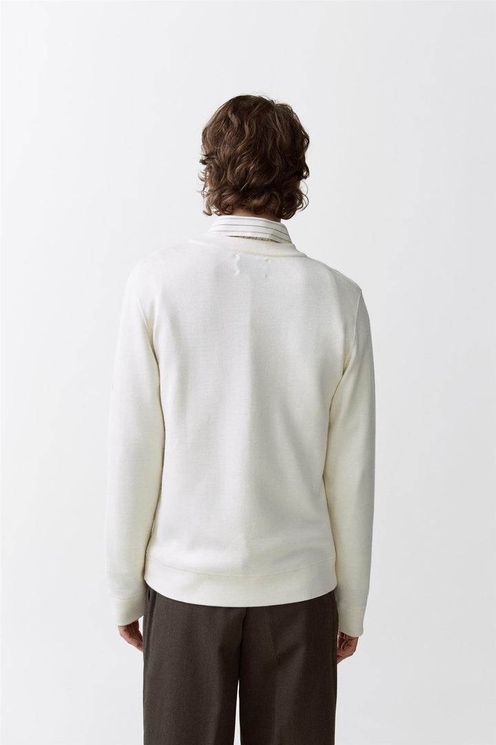 Blaatrøie No. 1 Offwhite with Red Embroidery