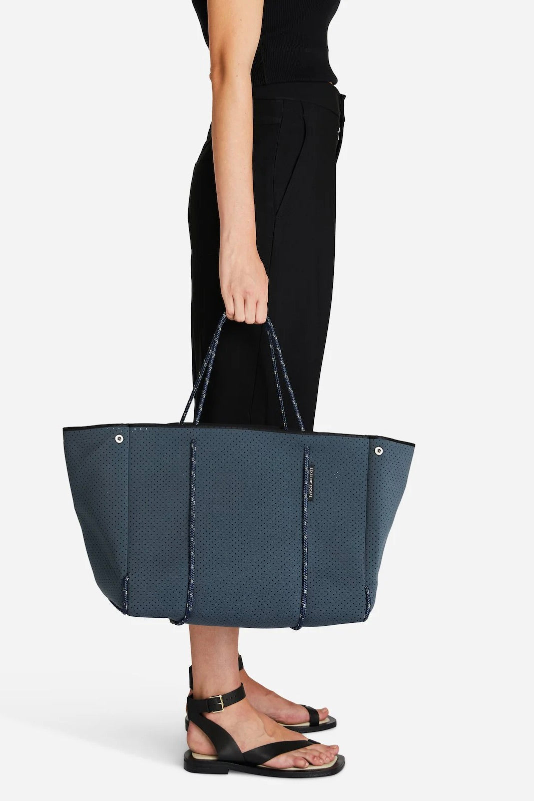 Escape Tote - Pewter