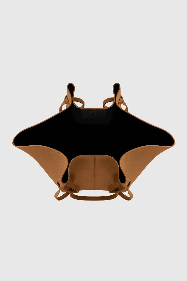 XL Mochi Pebble Grain Leather Hazel