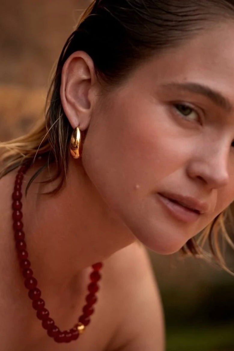 ANNI LU Golden Curve Hoops Bold Gold - Dale