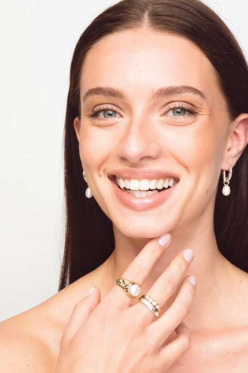 CAMILLA PIHL JEWELRY The Small Triangle Hoops Silver - Dale