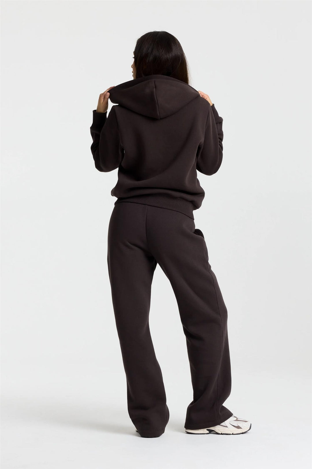 W. Cosmo Straight Leg Sweatpants Espresso