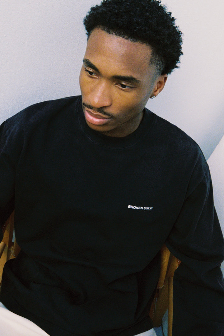 Signature Long Sleeve Black