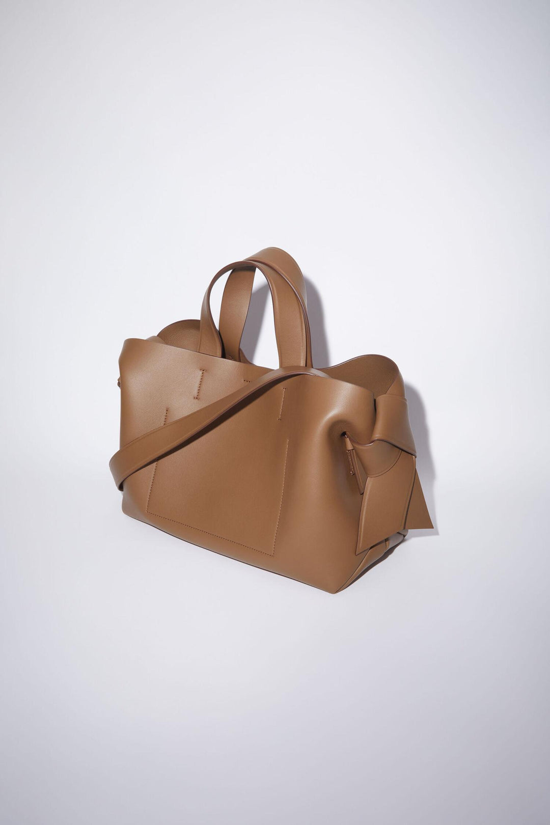 Musubi Midi Tote Camel Brown