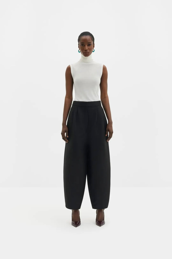 Smilla Barrel Leg Wool-Silk Trousers Black