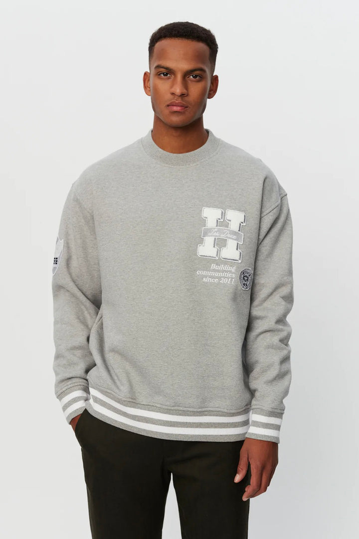 VARSITY SWEATSHIRT